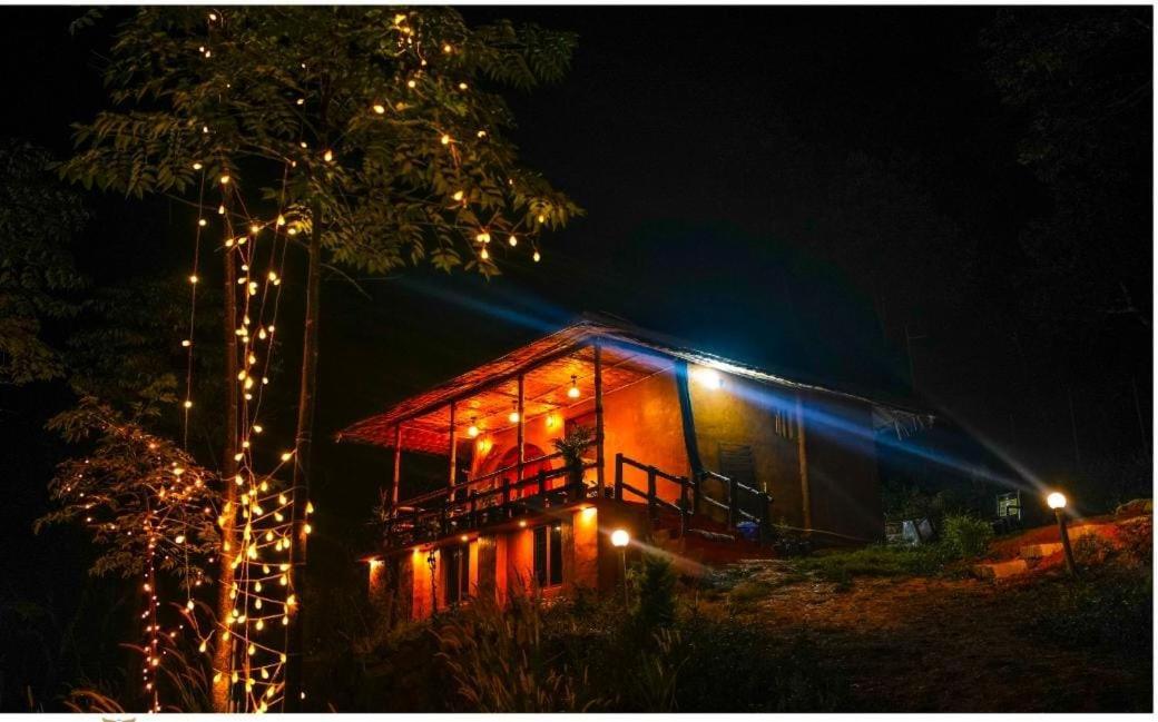 Angels Nest Home Stay 2 Acra Private Plantation Mountain Area Balconey Sunrice View Nearby Ngarhole Wild Life , Tholpetty Wild Life , Pakshipathalam Bird Santuary , Kuruva Island # Thirunelly & Thrissilery Temple Near By Secure Stay Wayanad Kerala Chegāt Exteriör bild
